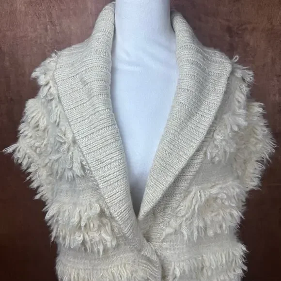 Anthropologie Cream Shaggy Sweater Vest size 1X/2X snap button closure 25% wool - Picture 10 of 16